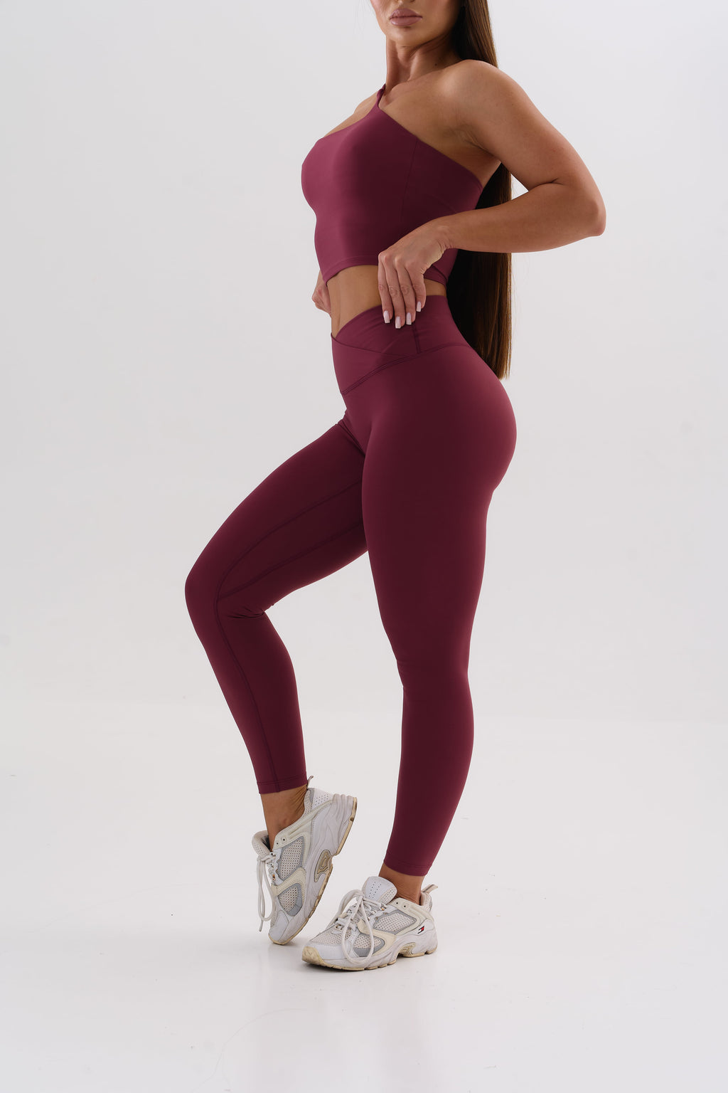 UMI One-Shoulder Top – Merlot