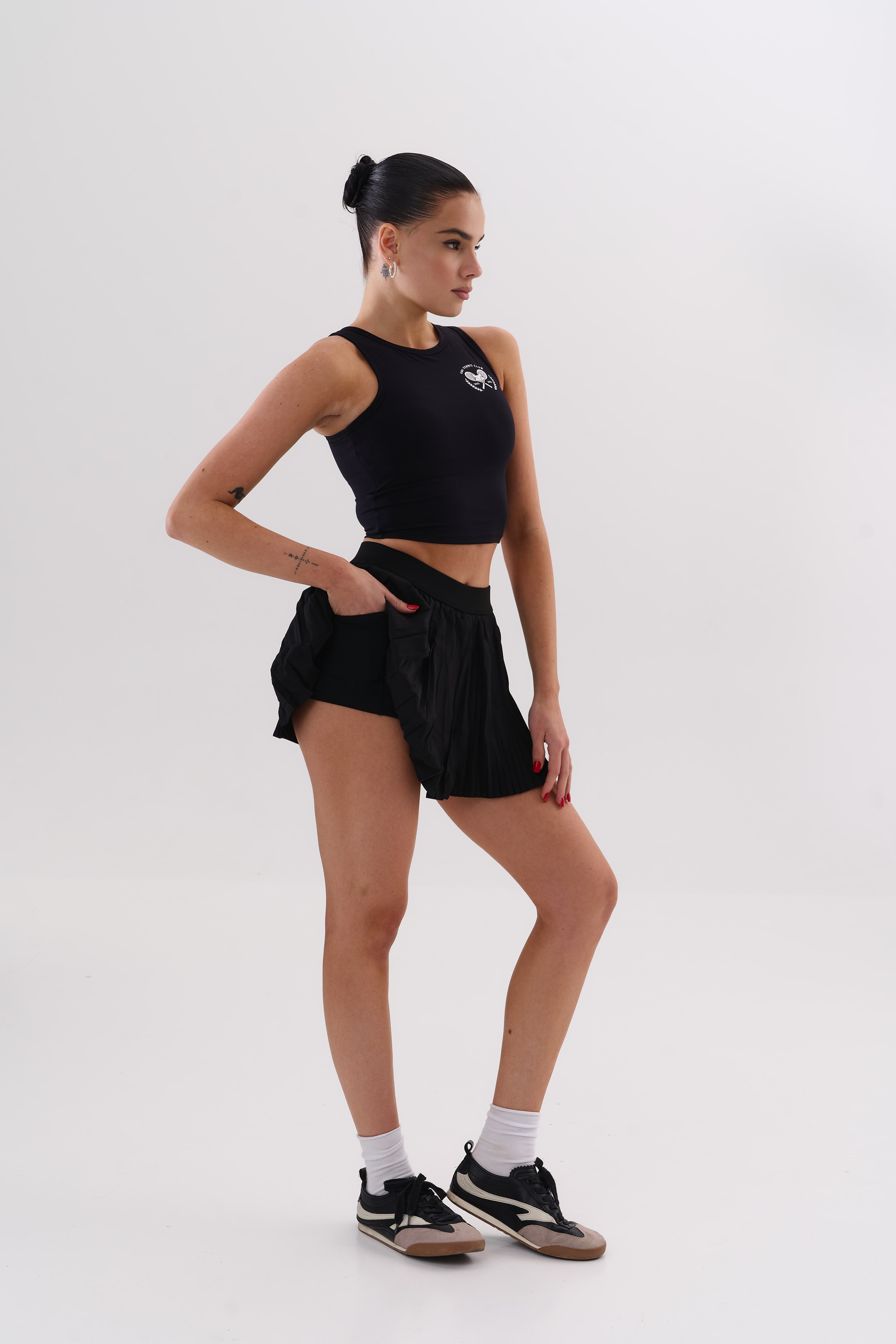 UMI Club Skirt – Noir