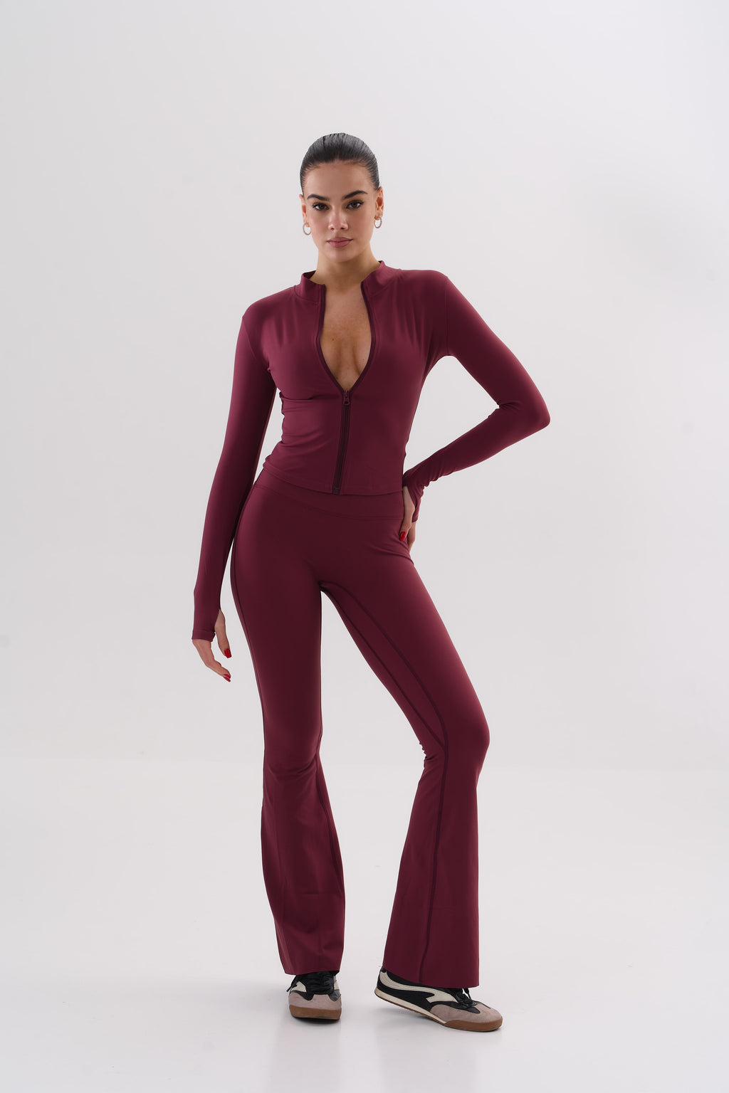 UMI Zip Flare Top – Merlot