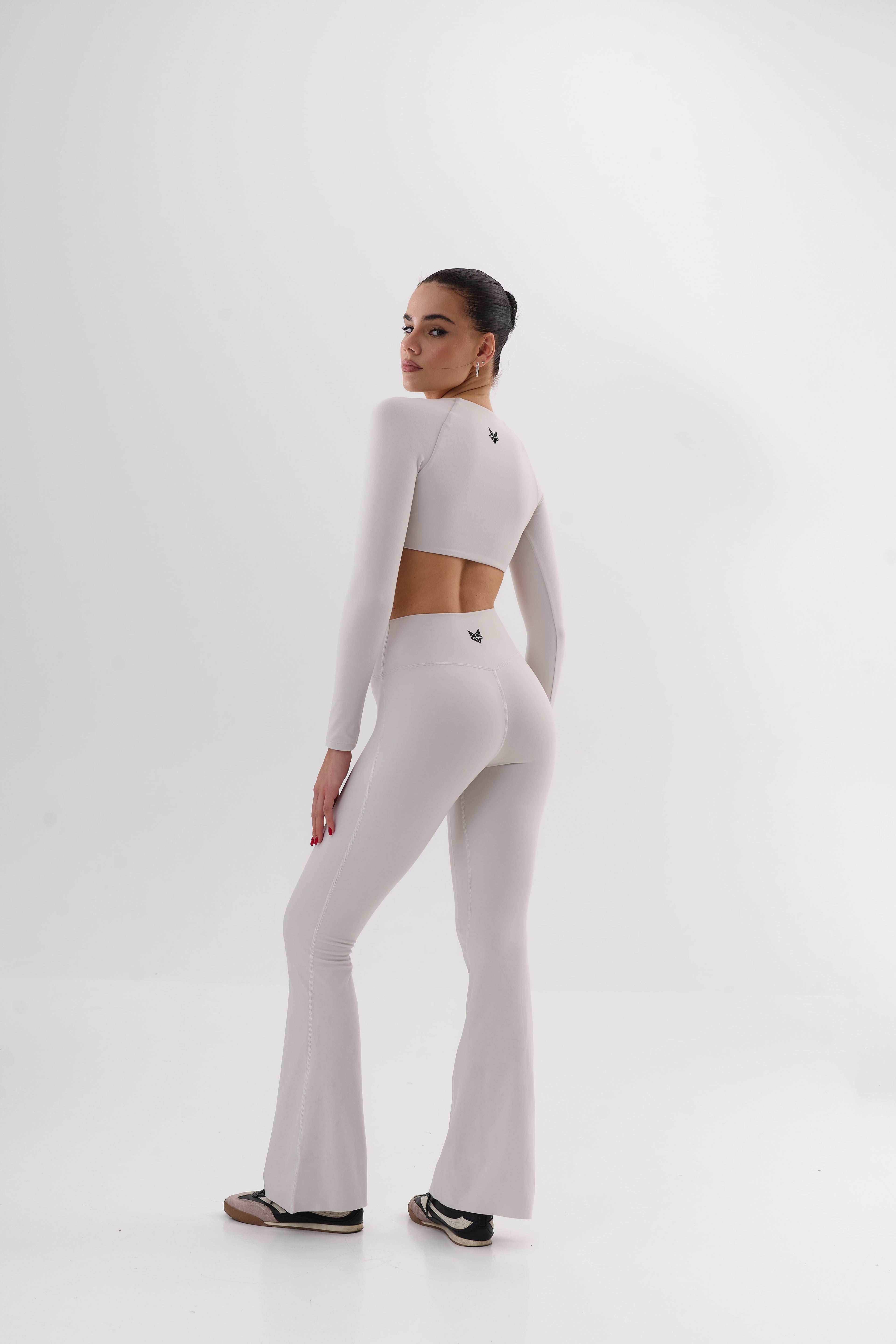 UMI Sculpt Flare Leggings – White