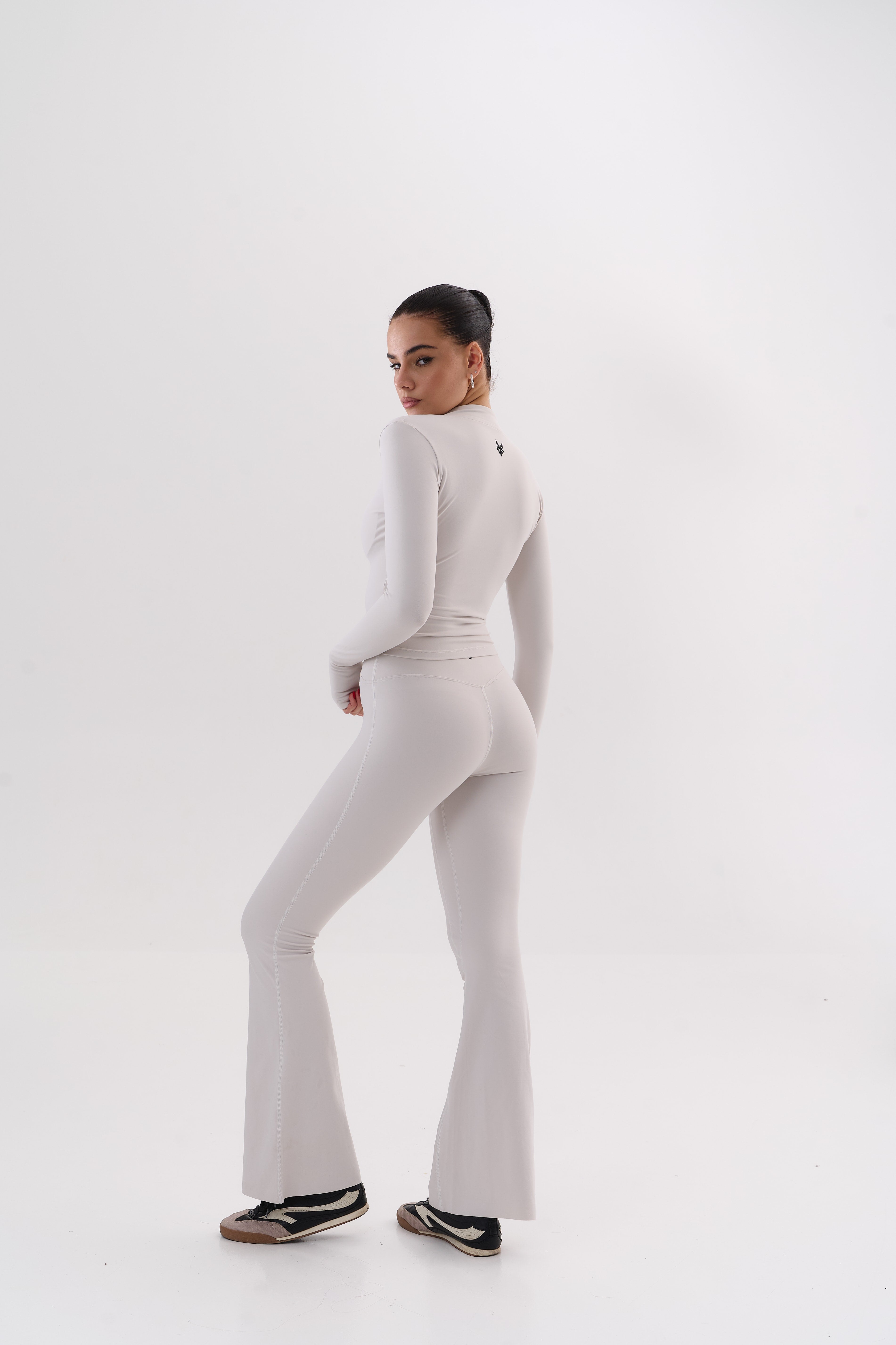 UMI Zip Flare Top – White